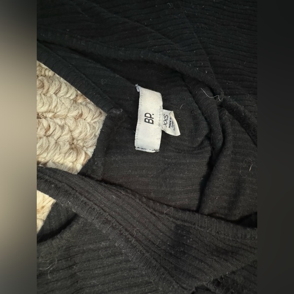 BP crop top XXS - Picture 2 of 3